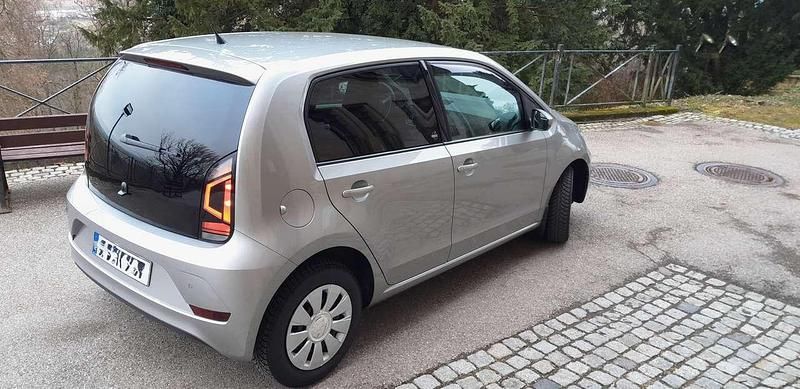 Gebraucht VW up! Sound 75 PS (55 kW) 2017 Grau Kleinwagen