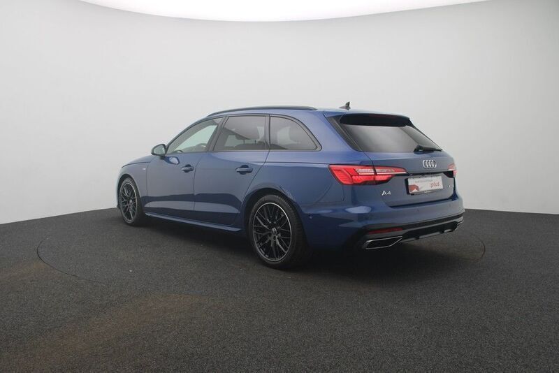 Gebraucht Audi A4 S-Line 204 PS (150 kW) 2023 Blau Kombi