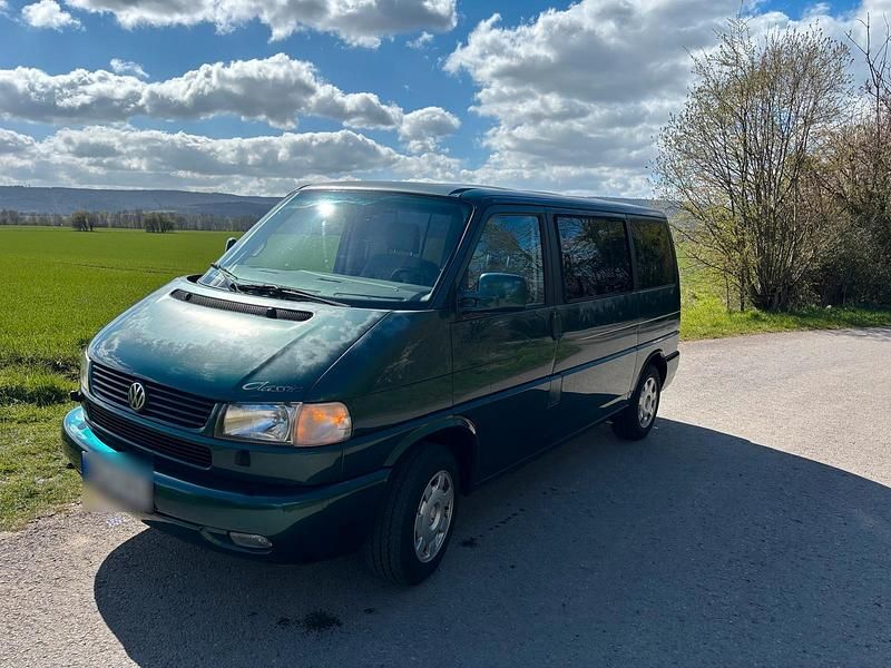 Second-hand VW Multivan 115 CP (84 kW) 1996 Verde Monovolum