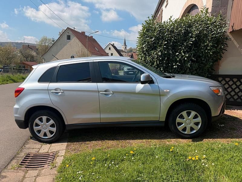 Gebraucht Mitsubishi ASX 117 PS (86 kW) 2013 Silber SUV