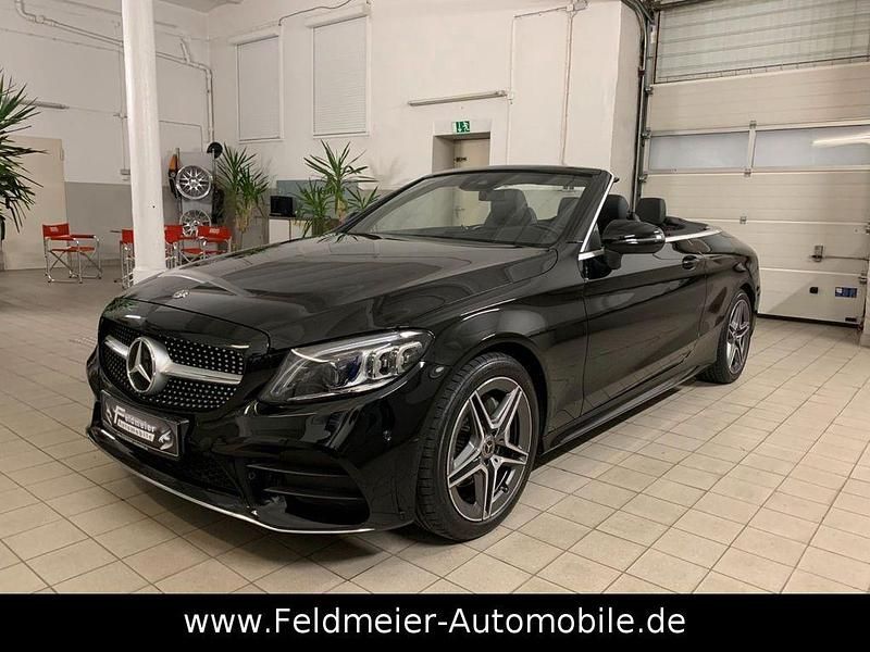 Schwarz Gebraucht 2019 Mercedes C200 AMG Cabrio | 27.880 € (Etwas zu teuer) - Bild 1/4