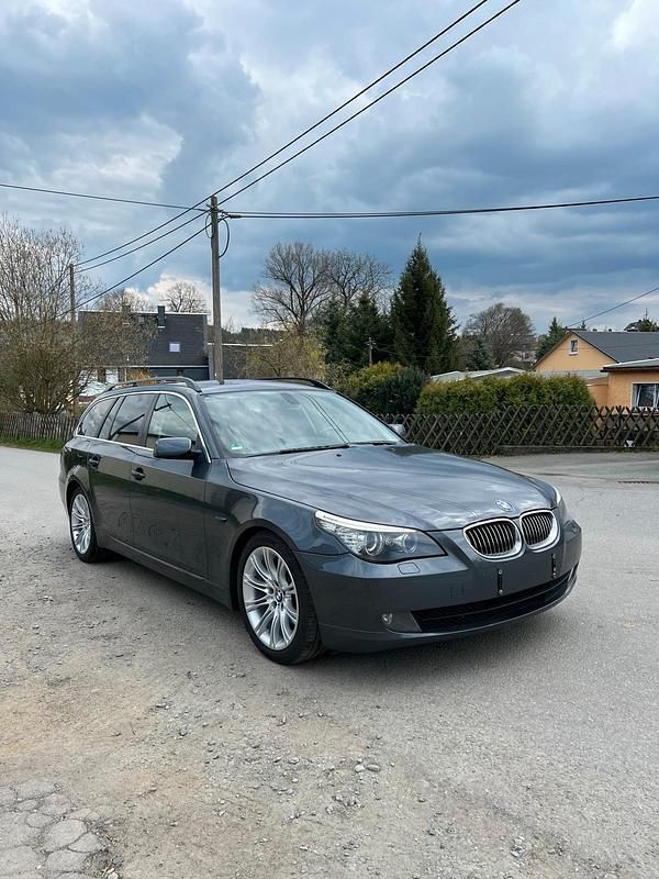 Second-hand BMW 525 280 CP (205 kW) 2009 Gri Break