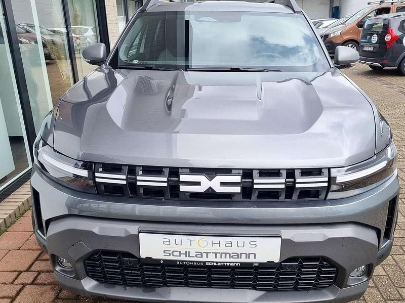 Neu Dacia Duster Journey 122 PS (89 kW) 2026 Dolomit grau SUV