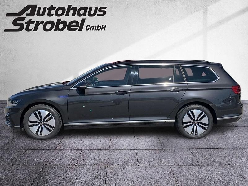 Gebraucht VW Passat GTE 218 PS (160 kW) 2021 Mangangrau metallic Kombi