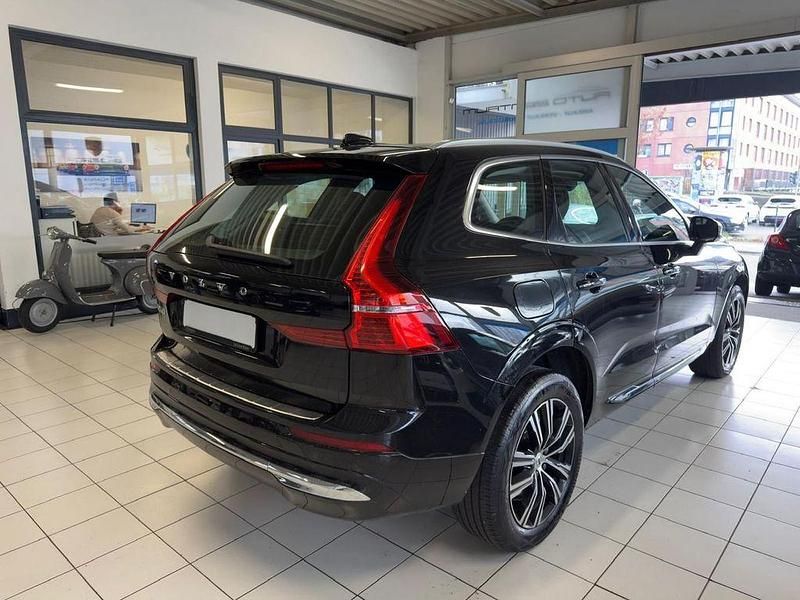 Gebraucht Volvo XC60 Inscription 197 PS (144 kW) 2021 Onyx black SUV