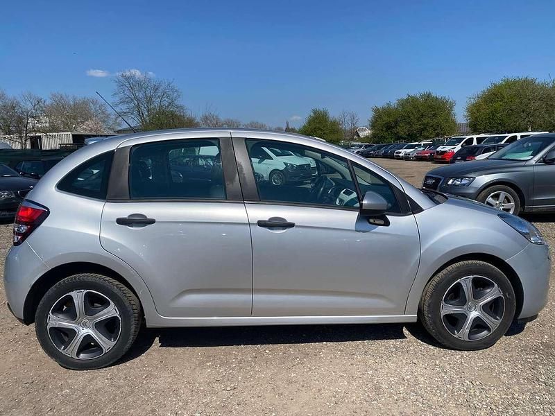 Gebraucht Citroën C3 PureTech 68 PS (50 kW) 2016 Silber Kleinwagen