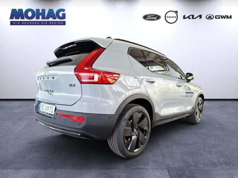 Gebraucht Volvo XC40 Plus 163 PS (119 kW) 2025 Grau SUV