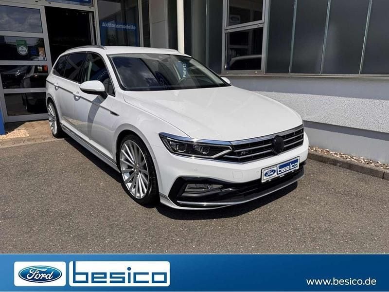 Pure white (weiss) Gebraucht 2020 VW Passat Elegance Kombi | 27.650 € (Fairer Preis) - Bild 1/4