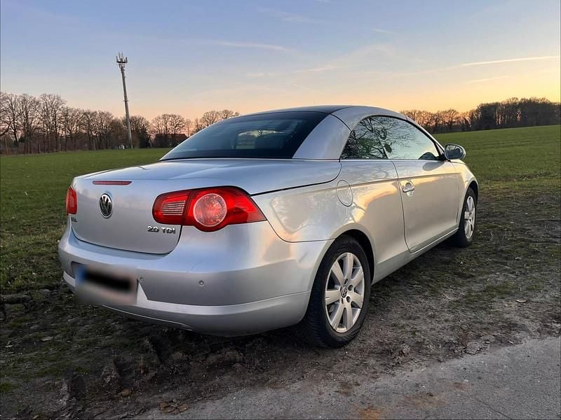 Occasion VW Eos 140 ch (102 kW) 2007 Argent Cabriolet