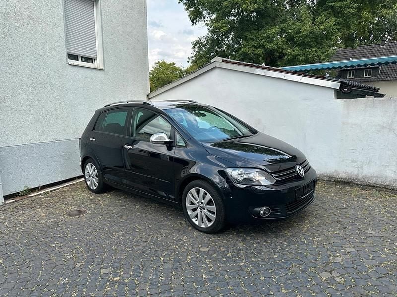 Schwarz Gebraucht 2010 VW Golf Plus Cross Van / Kleinbus | 6.490 € (Fairer Preis) - Bild 1/4