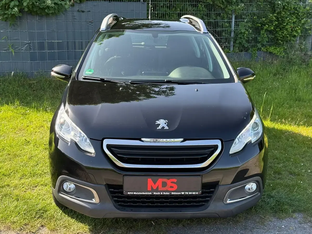 Gebraucht Peugeot 2008 Active 82 PS (60 kW) 2016 Schwarz SUV