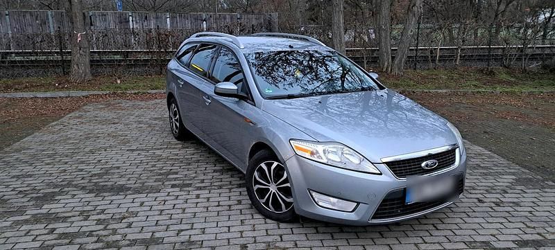 Gebraucht Ford Mondeo Trend 145 PS (106 kW) 2009 Silber Kombi