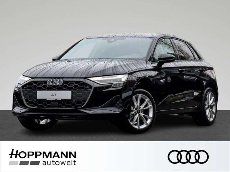 Brillantschwarz Gebraucht 2025 Audi A3 Ambiente Limousine | 31.980 € (Guter Preis) - Bild 1/4