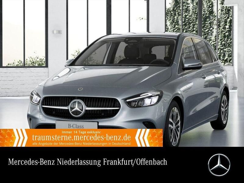 Hightechsilber Gebraucht 2024 Mercedes 180 Progressive Limousine | 26.790 € (Superpreis) - Bild 1/3
