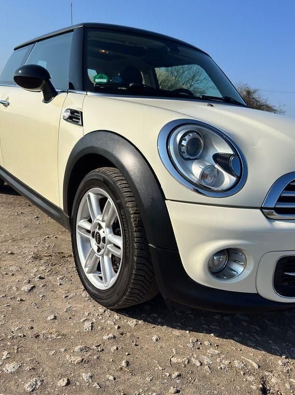 Gebraucht Mini Cooper Chili 122 PS (89 kW) 2011 Beige Kleinwagen