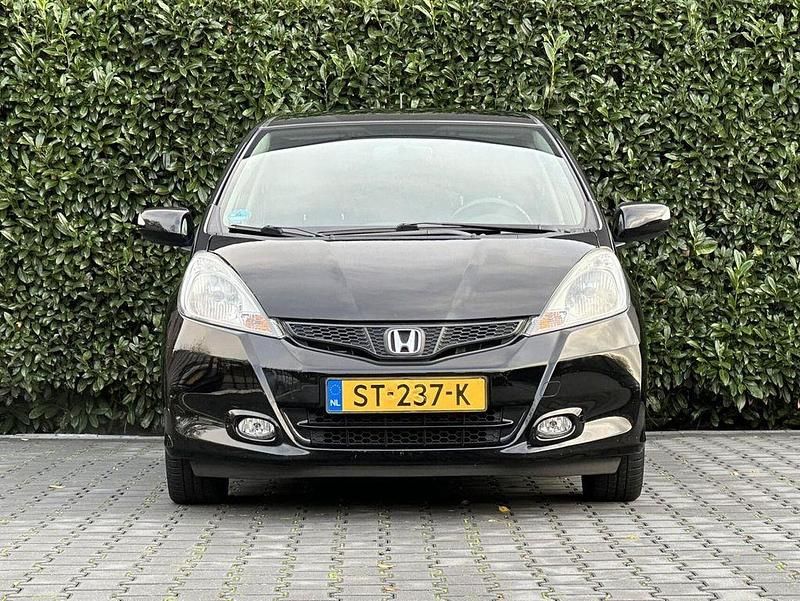 Gebraucht Honda Jazz Comfort Plus 99 PS (72 kW) 2014 Schwarz Kleinwagen