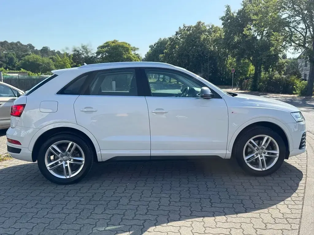 Gebraucht Audi Q3 S-Line 220 PS (161 kW) 2016 Weiß SUV