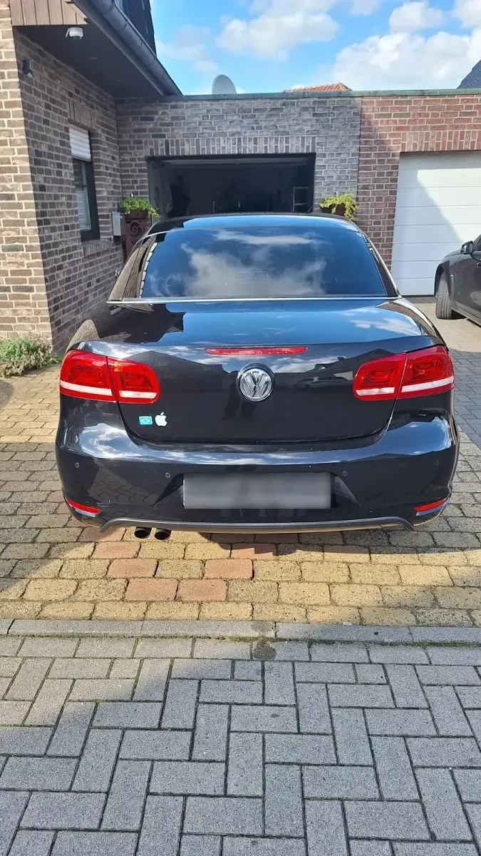 Gebraucht VW Eos 120 PS (88 kW) 2013 Schwarz Cabrio