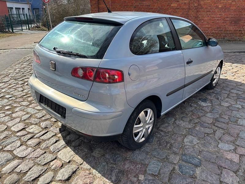 Gebraucht Seat Ibiza Stella 75 PS (55 kW) 2002 Blau Kleinwagen