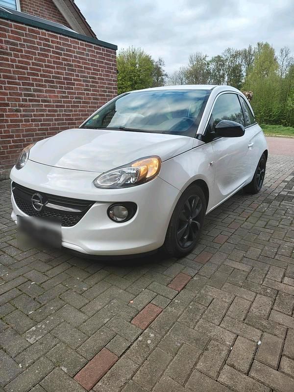 Second-hand Opel Adam 69 CP (50 kW) 2015 Alb Hatchback