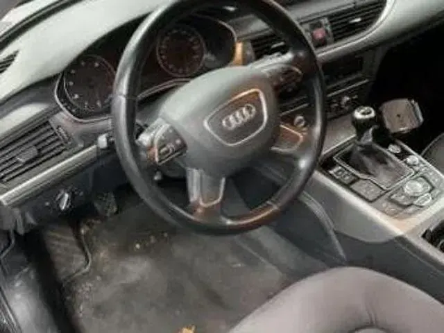 Gebraucht Audi A6 179 PS (131 kW) 2012 Schwarz Kombi