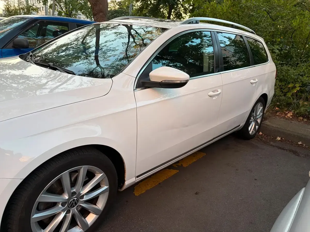Gebraucht VW Passat 170 PS (125 kW) 2011 Weiß Kombi