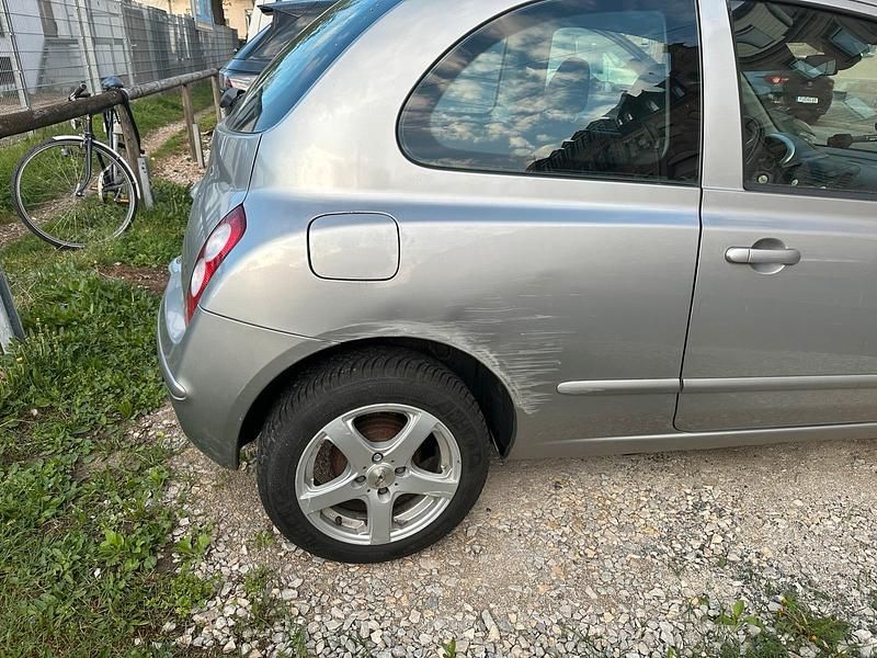 Used Nissan Micra 80 HP (58 kW) 2005 Silver Hatchback
