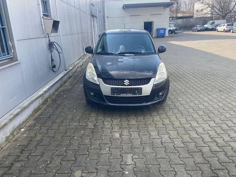 Gebraucht Suzuki Swift Comfort 75 PS (55 kW) 2011 Schwarz Kleinwagen