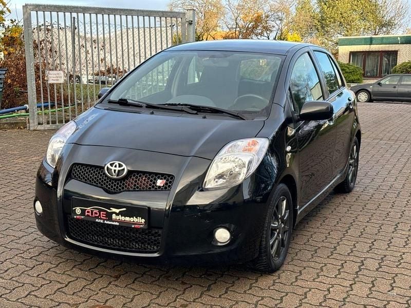 Gebraucht Toyota Yaris 133 PS (97 kW) 2007 Schwarz Limousine