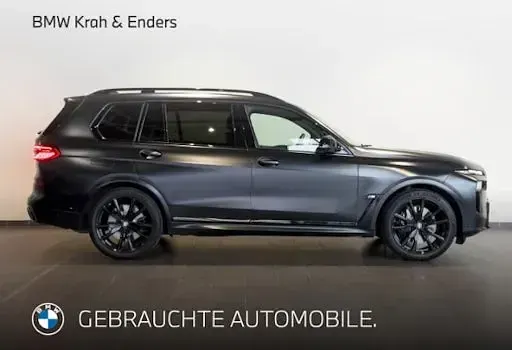Gebraucht BMW X7 M Sport 530 PS (389 kW) 2023 Schwarz SUV
