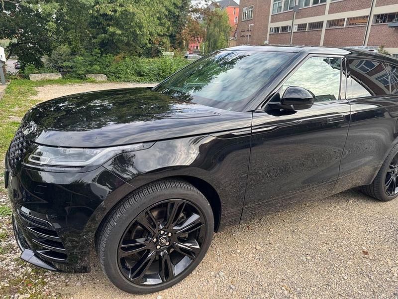 Schwarz Gebraucht 2022 Land Rover Range Rover Velar SE Dynamic SUV | 50.990 € (Fairer Preis) - Bild 1/4