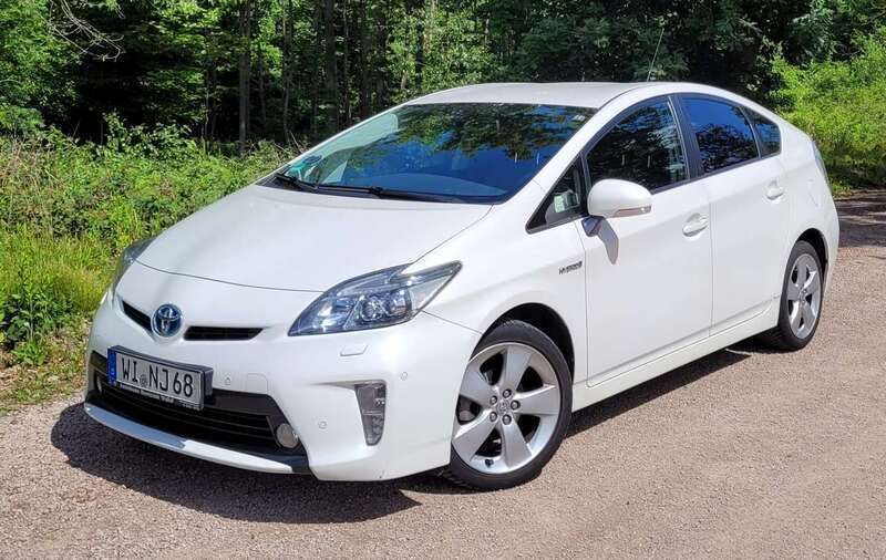 Weiß Gebraucht 2012 Toyota Prius Executive Kleinwagen | 9.990 € (Guter Preis) - Bild 1/4
