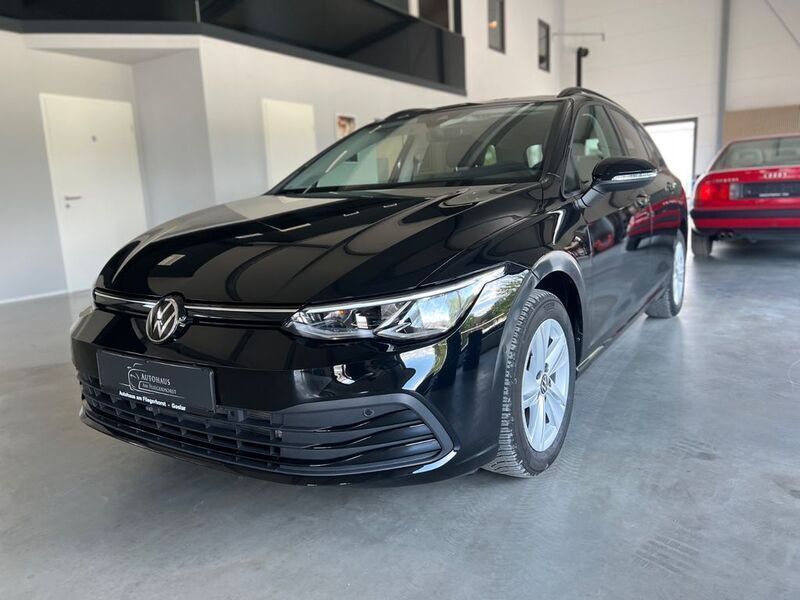 Schwarz Gebraucht 2024 VW Golf VIII Kombi | 25.950 € (Guter Preis) - Bild 1/4