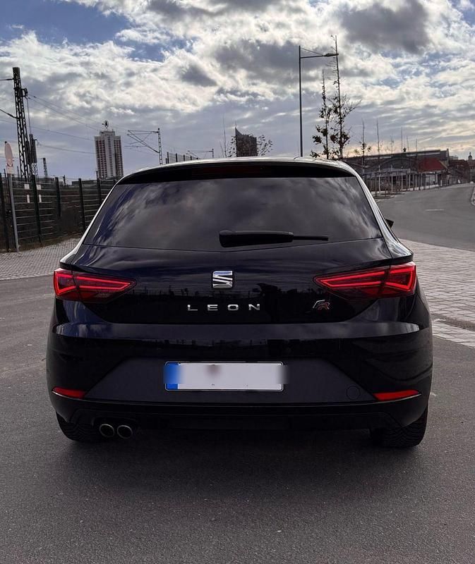 Gebraucht Seat Leon FR 150 PS (110 kW) 2017 Schwarz Kleinwagen
