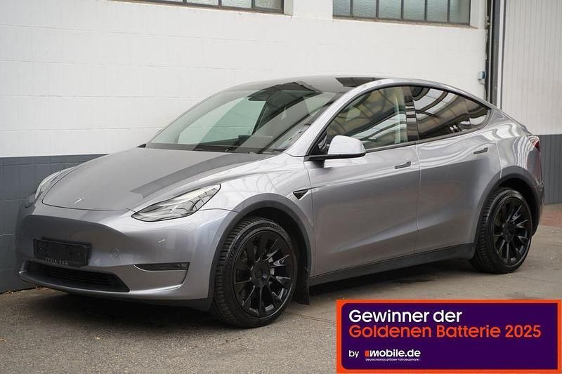 Quicksilver Gebraucht 2023 Tesla Model Y Long Range SUV | 40.750 € (Fairer Preis) - Bild 1/4
