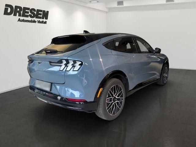 Gebraucht Ford Mustang Mach-E Premium 216 kW (294 PS) 2024 Blau SUV