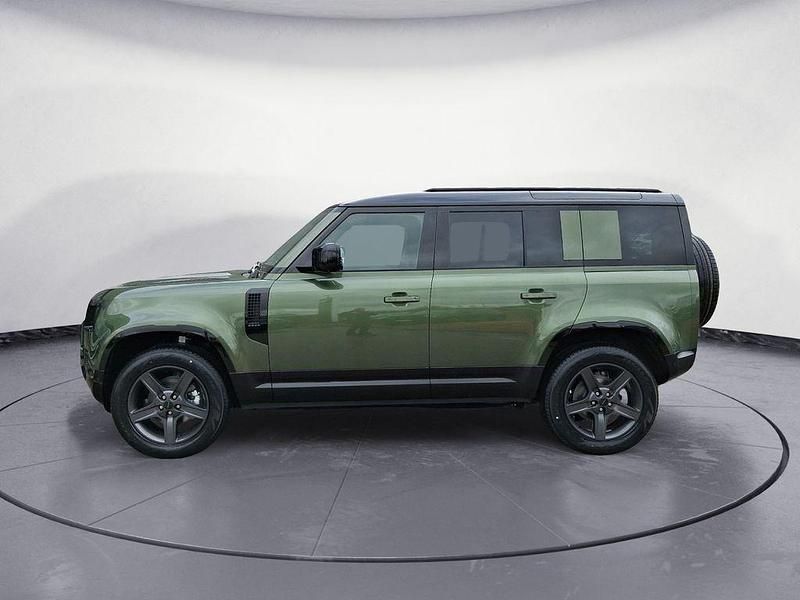 Neu Land Rover Defender SE Dynamic 200 PS (147 kW) 2026 Grün SUV