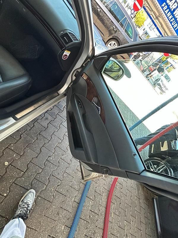 Gebraucht Mercedes E220 150 PS (110 kW) 2005 Silber Kombi