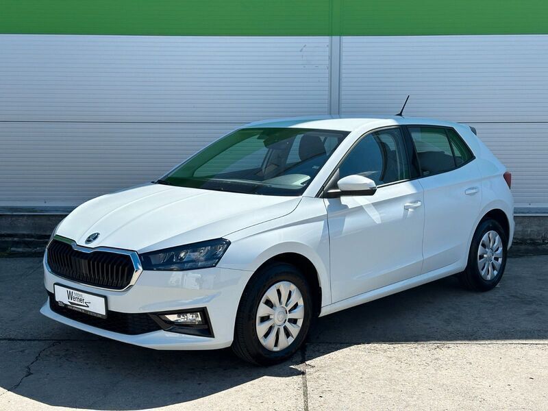 White metallic Neu 2025 Skoda Fabia Selection Kleinwagen | 17.830 € (Guter Preis) - Bild 1/4