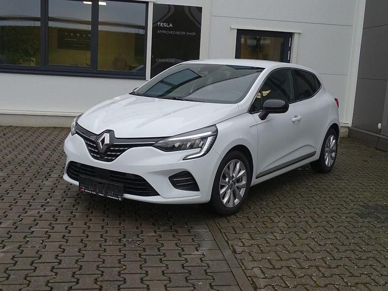 Weiß Gebraucht 2022 Renault Clio V Intens Limousine | 13.990 € (Fairer Preis) - Bild 1/4