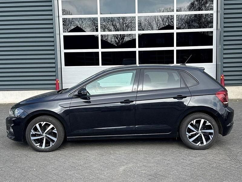 Gebraucht VW Polo Comfortline 75 PS (55 kW) 2017 Schwarz Limousine