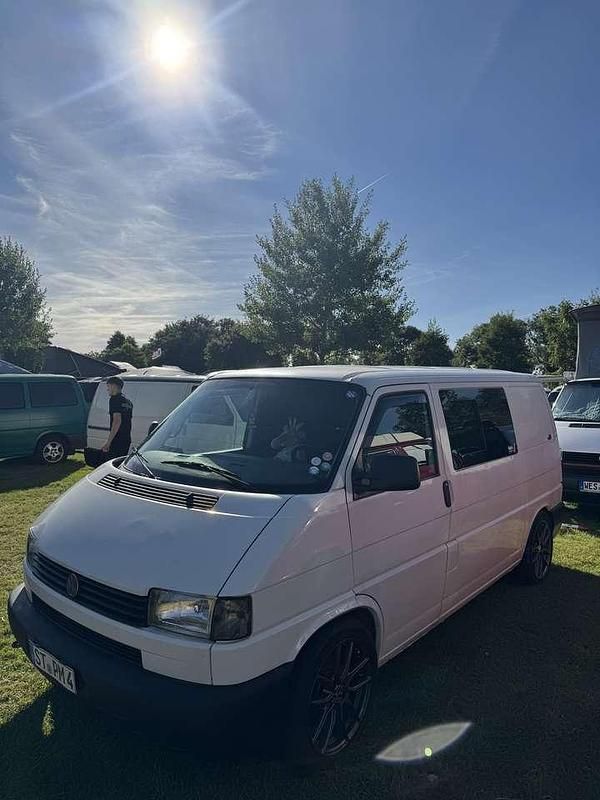 Weiß Gebraucht 2002 VW T4 Van | 6.499 € (Fairer Preis) - Bild 1/4