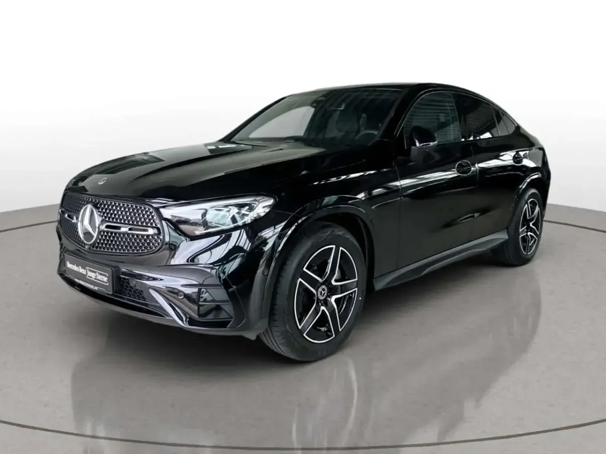 Gebraucht Mercedes GLC220 AMG line 197 PS (144 kW) 2025 Metalliclack obsidianschwarz SUV