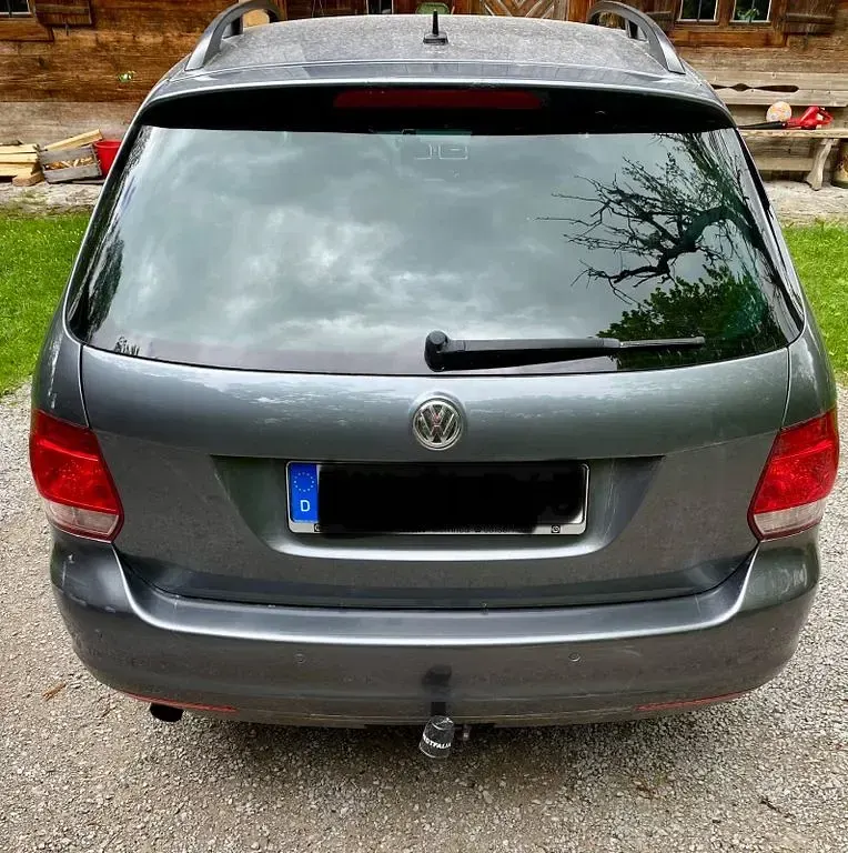 Gebraucht VW Golf VI 105 PS (77 kW) 2011 Grau Kleinwagen