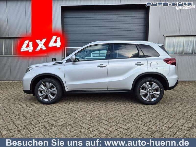 Silky silver metallic Neu 2025 Suzuki Vitara Comfort SUV | 24.990 € (Fairer Preis) - Bild 1/4