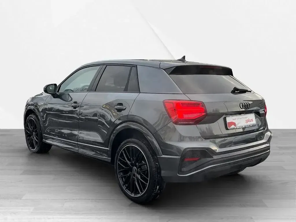 Gebraucht Audi Q2 Competition 150 PS (110 kW) 2025 Daytonagrau perleffekt SUV