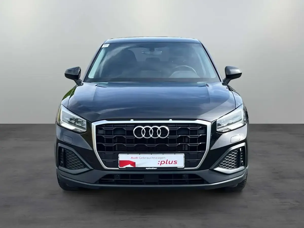 Gebraucht Audi Q2 Advanced 150 PS (110 kW) 2022 Mythosschwarz metallic SUV