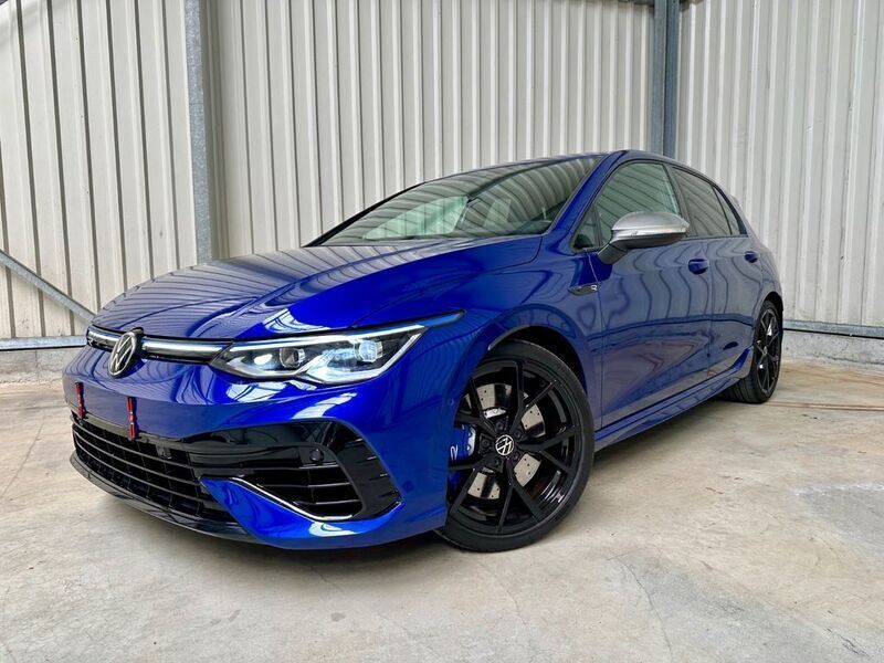 Blau Gebraucht 2021 VW Golf VIII R Limousine | 35.899 € (Guter Preis) - Bild 1/4