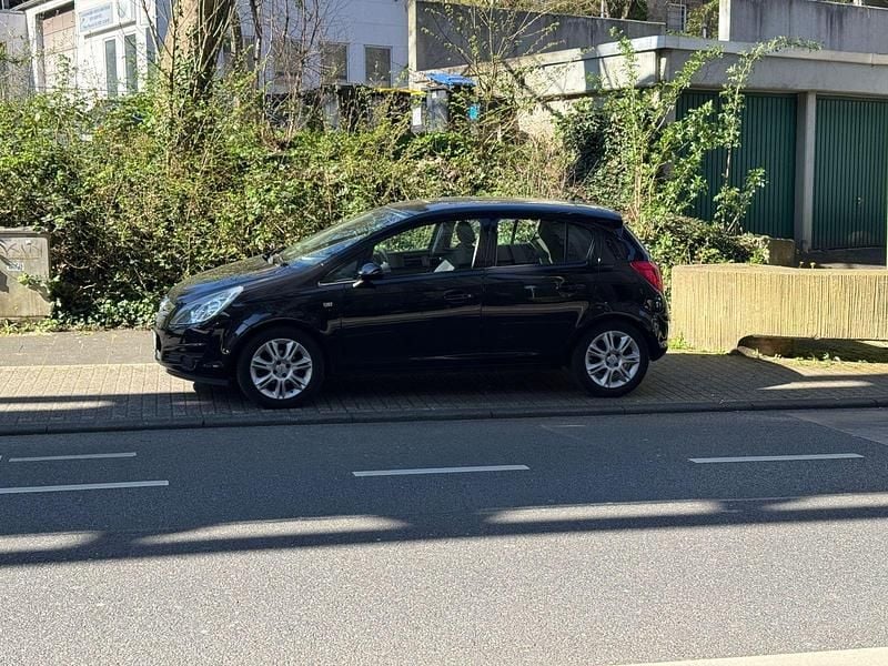 Schwarz Gebraucht 2009 Opel Corsa Kleinwagen | 2.750 € (Guter Preis) - Bild 1/4