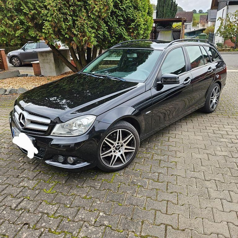 Gebraucht Mercedes C200 184 PS (135 kW) 2012 Schwarz Kombi